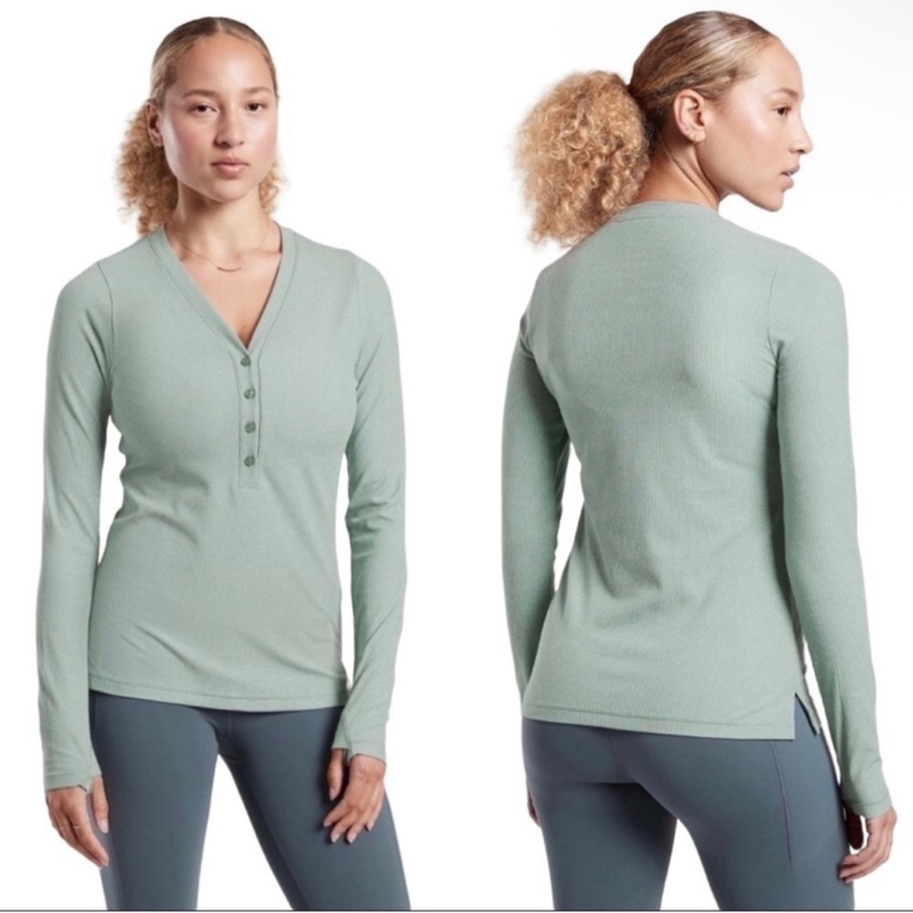 Athleta Uptempo Ribbed Henley Top Minimalistic Grey Long Sleeve V Neck